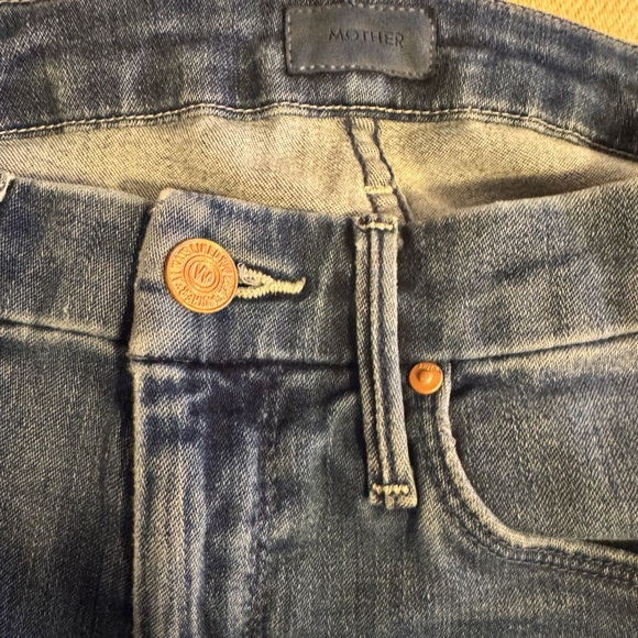 MOTHER Looker High-Rise Ankle Fray Skinny Jeans in Everything We Keep - Picture 7 of 11